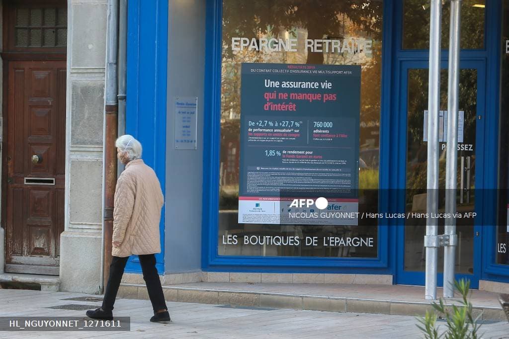 Illustration sur l'épargne et les placements financiers
