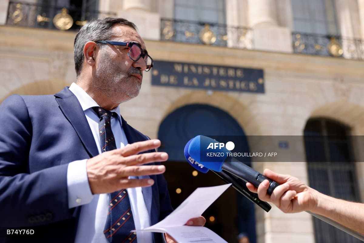 Denis Roth-Fichet, secrétaire général de la Ciivise, devant le ministère de la Justice à Paris