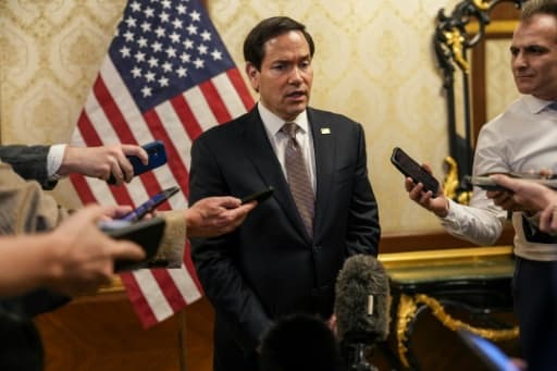 Le secrétaire d'État américain Marco Rubio lors de sa tournée dans le Golfe