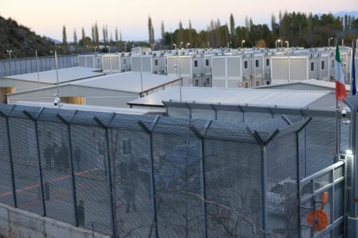 Centre de détention de migrants près de Lezhe, en Albanie