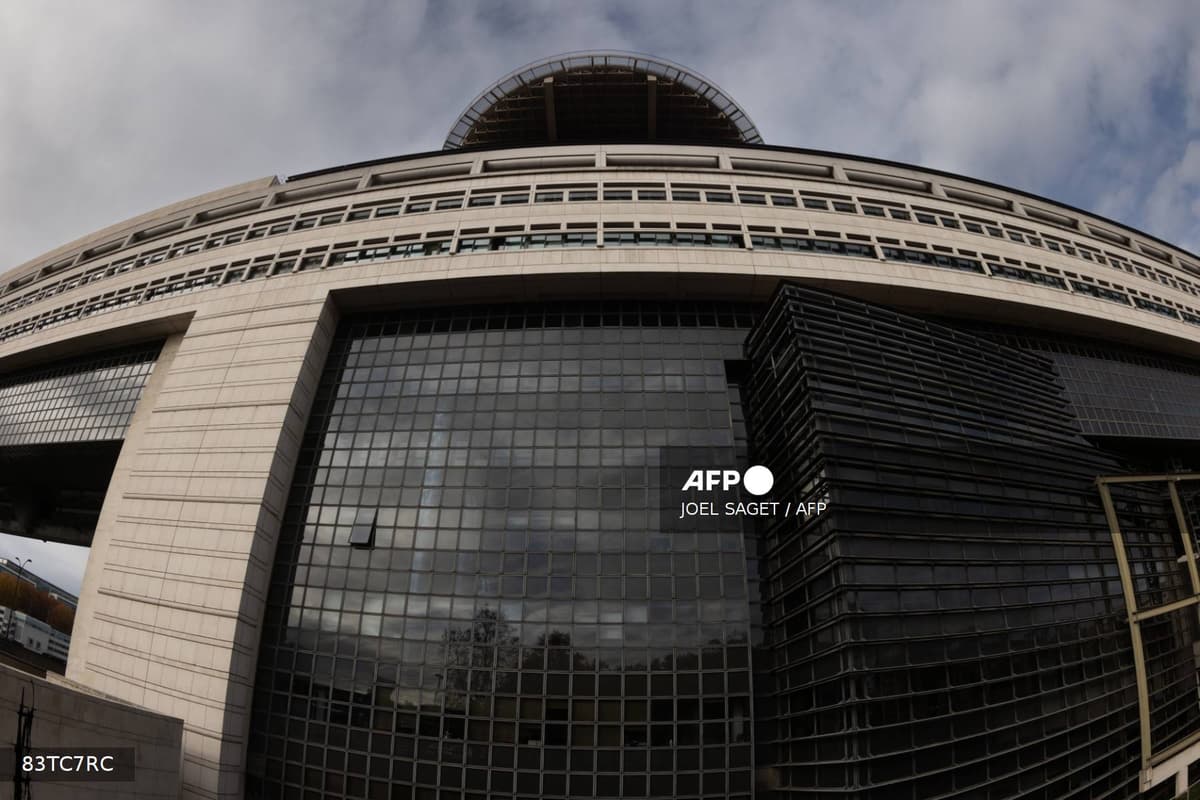 La façade du ministère de l'Économie et des Finances, dans le quartier de Bercy à Paris
