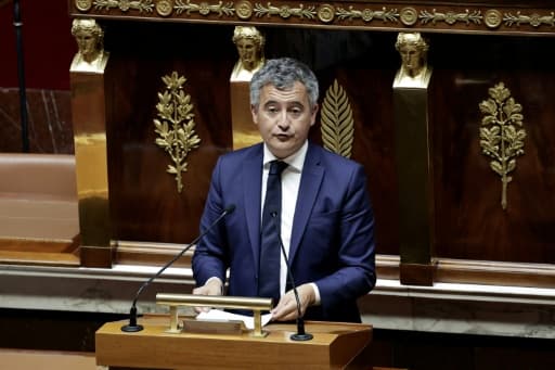 Gérald Darmanin à l'Assemblée nationale lors de l'examen du projet de loi sur la protection des mineurs