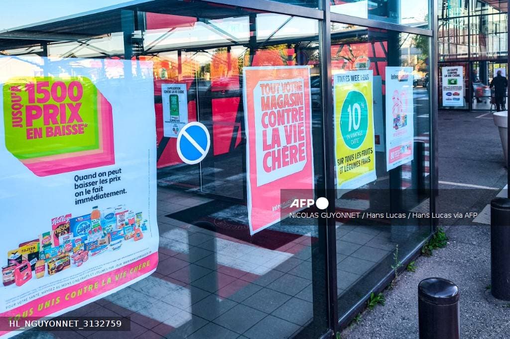 Rayons d'un supermarché en France, illustration du pouvoir d'achat des ménages