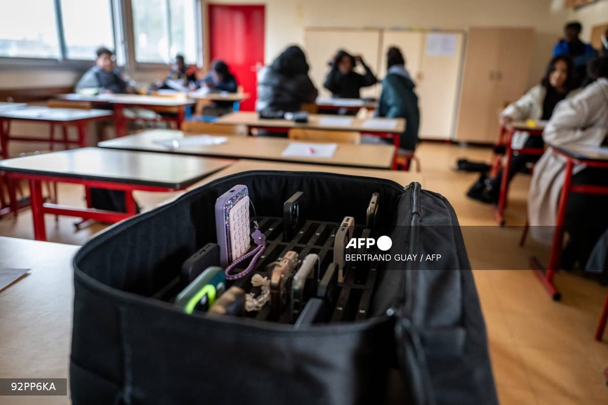 Téléphone au lycée : peut-il être confisqué, et jusqu'à quand ?