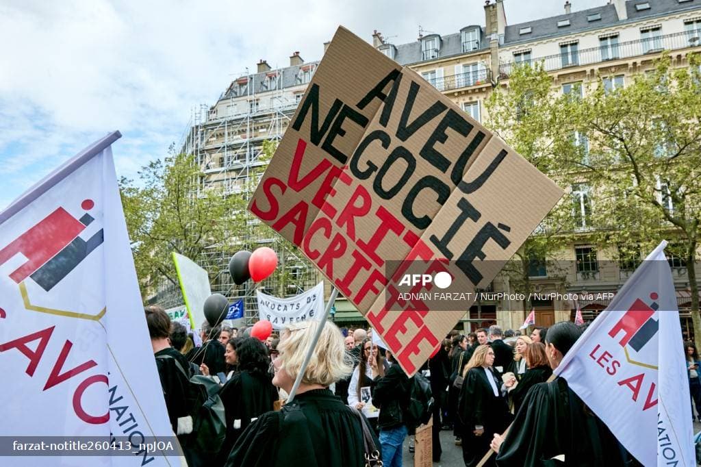 Plaider coupable pour meurtre et viol : la réforme qui divise la France